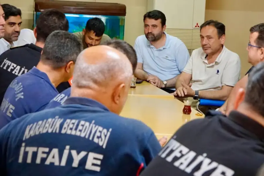 Karabük’ümüzdeki orman yangınlarına karşı, gece gündüz demeden mücadele eden AFAD ekiplerimizi ve kahraman itfaiyecilerimizi ziyaret ettik.
