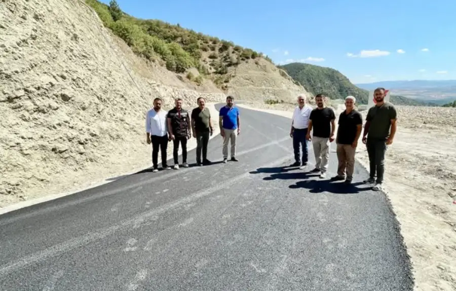 Eskipazar ilçemizde yürütülen asfalt çalışmalarını yerinde inceledik.