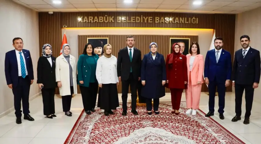 Kadın Kolları Başkanımız Sayın Tuğba Işık Ercan ile birlikte Belediyemizi ziyaret ettik. 