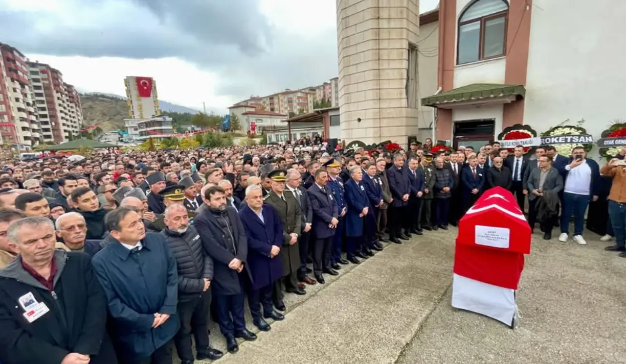 Şehidimizi dualarla son yolculuğuna uğurladık.