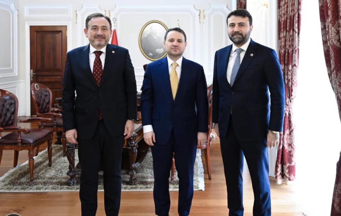 Sayın Akın Gürlek’i ziyaret ederek hayırlı olsun dileklerimizi ilettik.