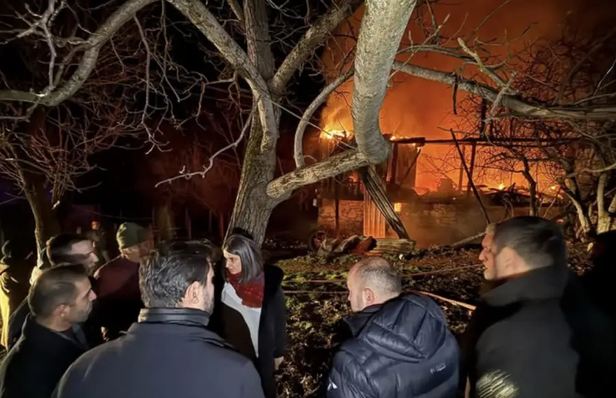 Beydini Köyü'müzde çıkan yangın nedeniyle olay yerine giderek incelemelerde bulunduk.