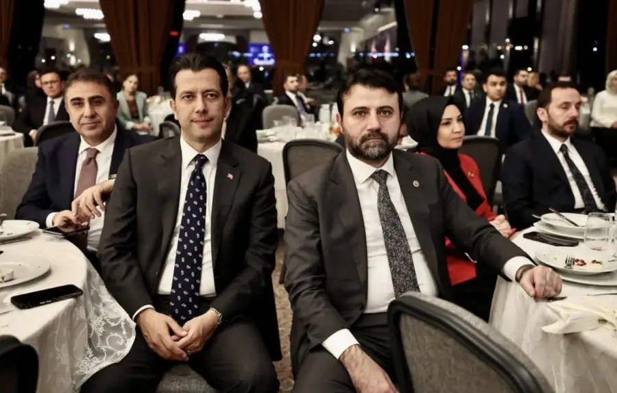 AK Parti Genel Merkezi2mizin iftarında MKYK üyelerimiz, parti kurullarımız, Ankara İl Teşkilatımız ve ilçe başkanlarımızla bir araya geldik.