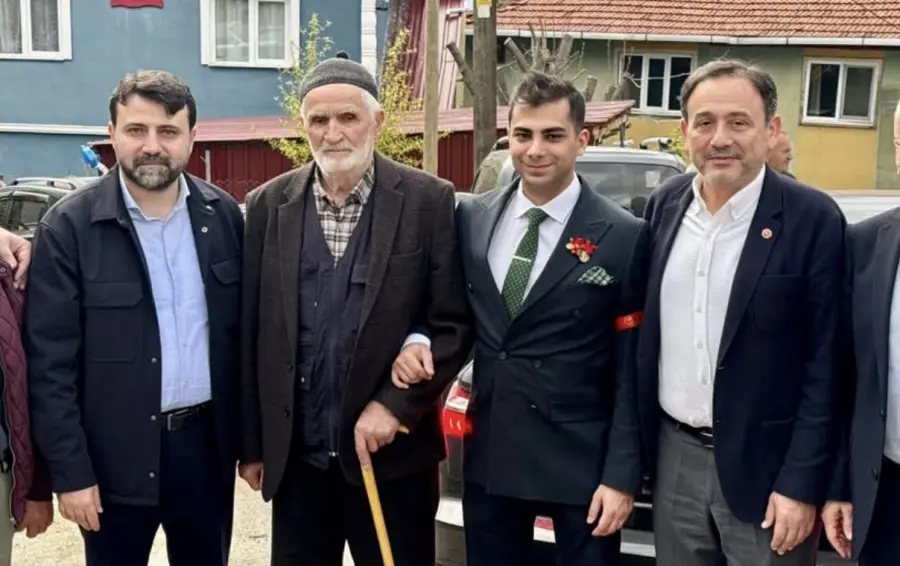 Şehit yeğeni savcı Mehmet Ferhat kardeşimizin kına programına katıldık.