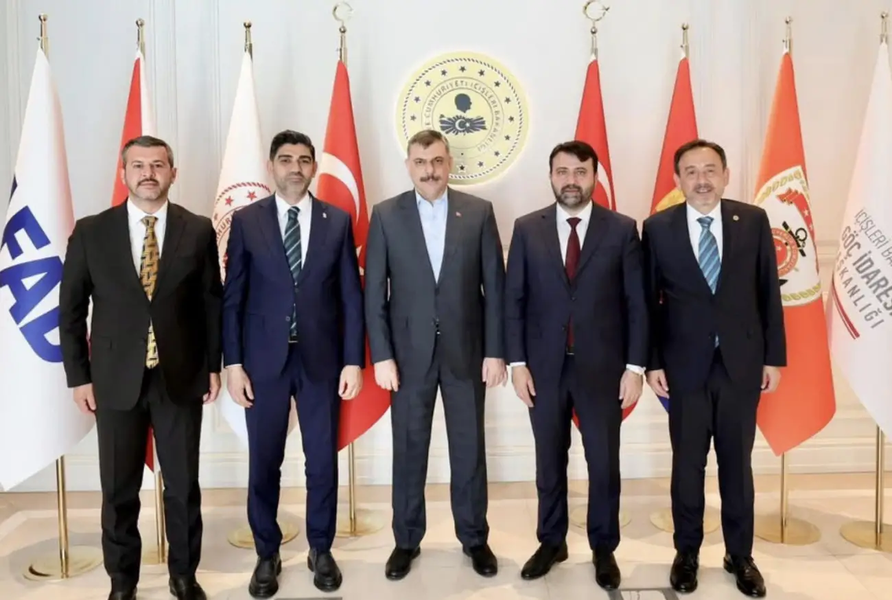 İçişleri Bakanımız Sayın Mustafa Çiftçi’yi makamında ziyaret Ettik.