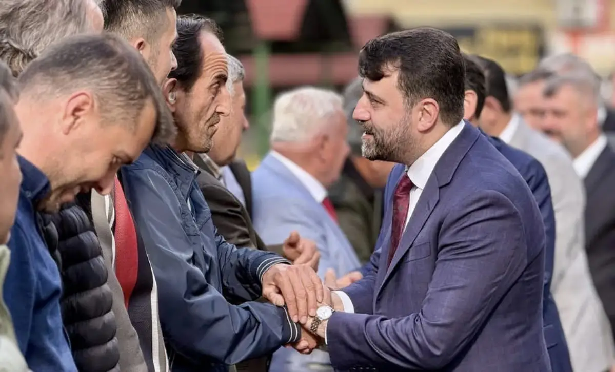 Hemşehrilerimiz ve dava arkadaşlarımızla baymlaştık. 
