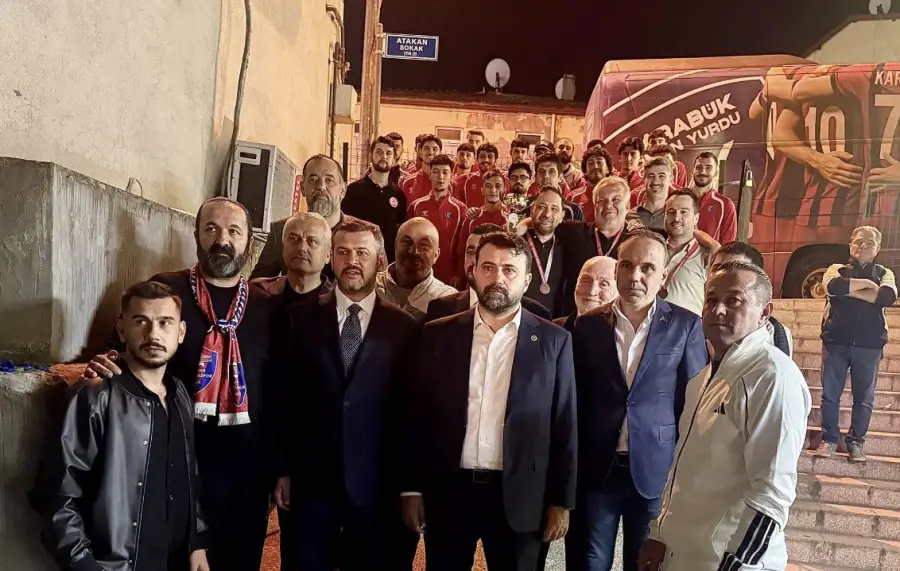 limizi 3. Lig’de temsil eden Karabük İdmanyurdu Spor’umuzu, hafta sonu oynayacağı Pazar deplasmanı için uğurladık.