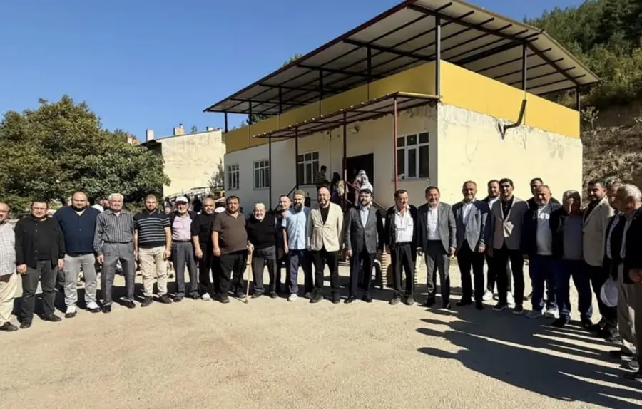 Kahyalar Köyü Pirinçlik Mahallemizde kıymetli hemşehrilerimizle bir araya geldik. 